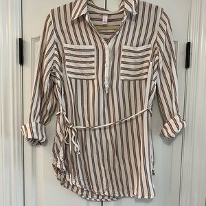 Striped maternity top.